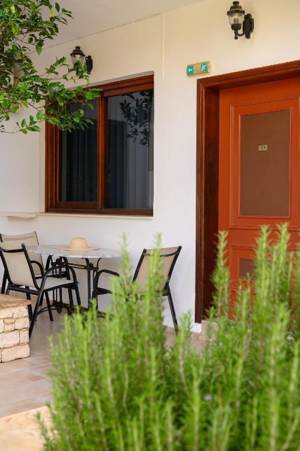 Anthos Apartments Plakiás Exterior foto